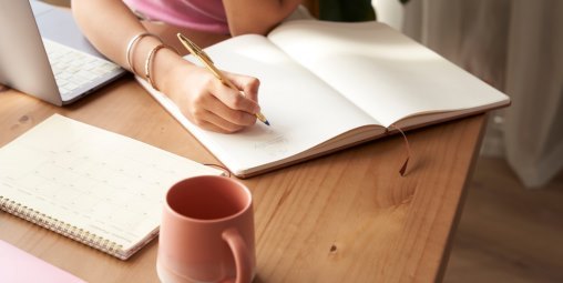 UNI MUST-HAVES! 🙌